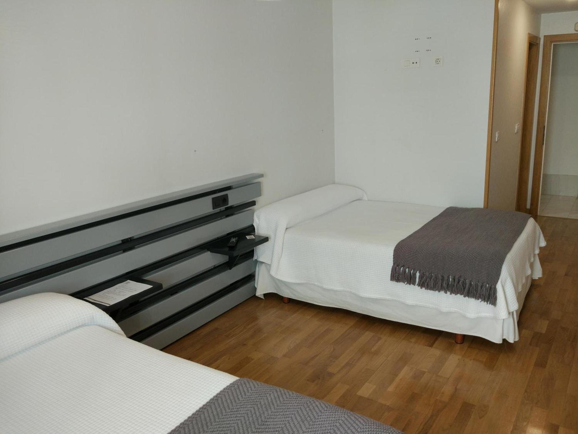 א-קורוניה Toctoc Rooms חדר תמונה