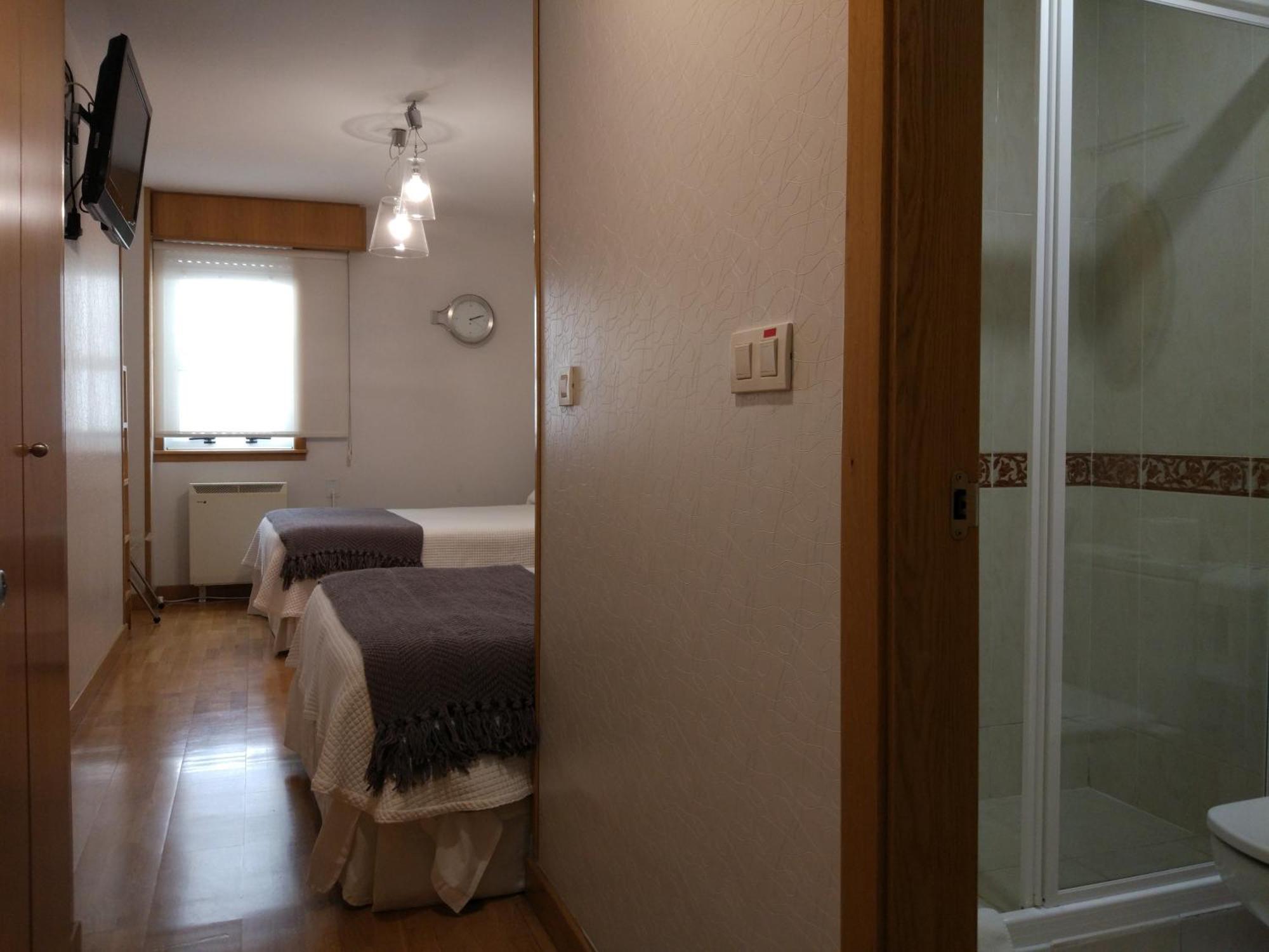 א-קורוניה Toctoc Rooms חדר תמונה
