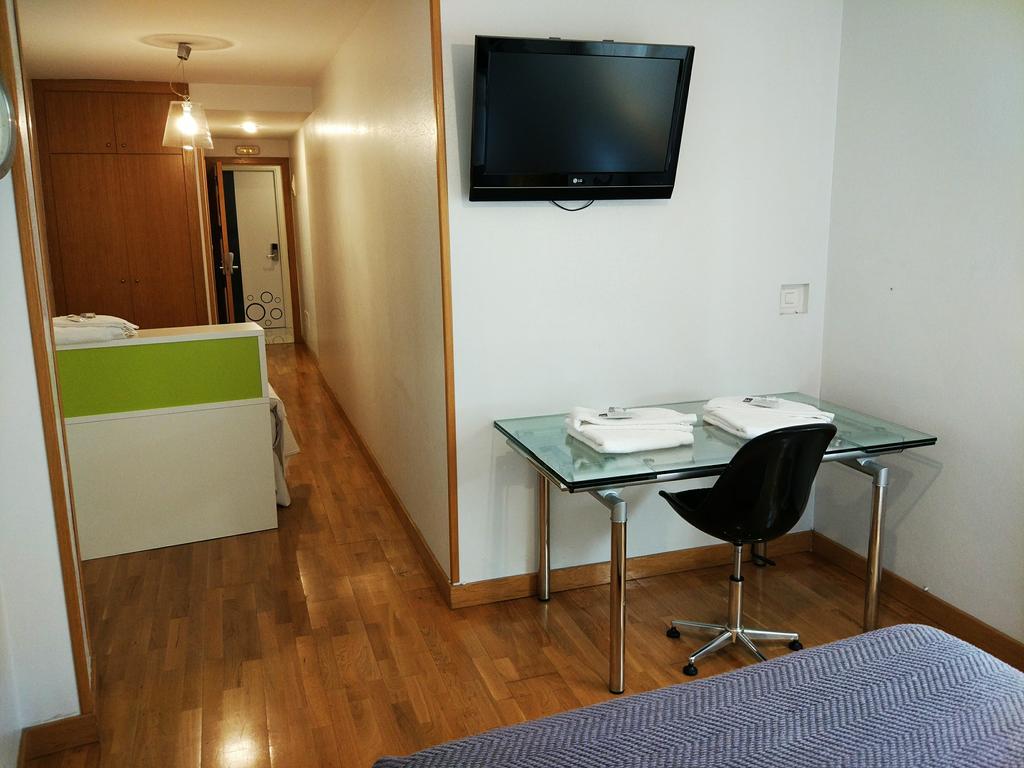 א-קורוניה Toctoc Rooms מראה חיצוני תמונה